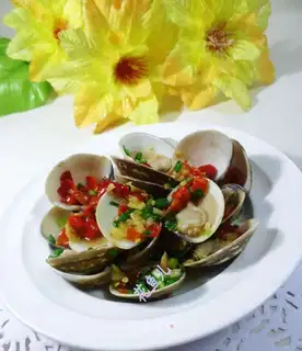 Precious clams