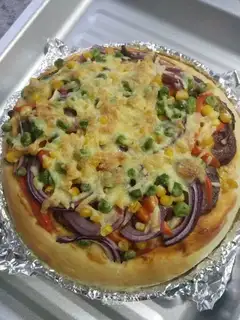 Weenie pizza
