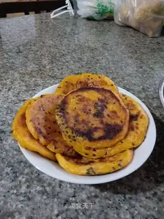 Pumpkin sesame cake