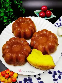 Honey pickle cake