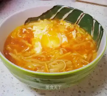 Tomato noodles