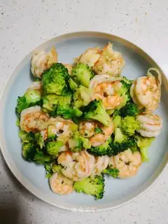 Shrimp fried broccoli