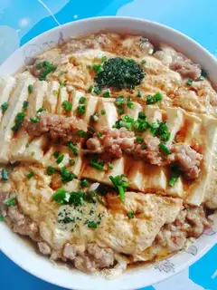 Meat and eggs, tofu