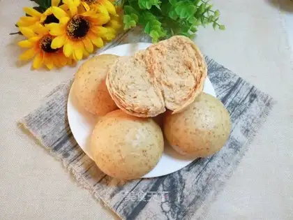 All wheat red sugar buns
