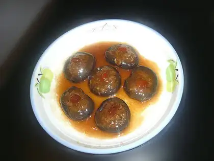 Stuffed meat with mushroom