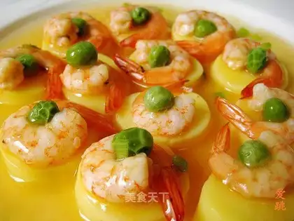 Shrimp with jade seeds