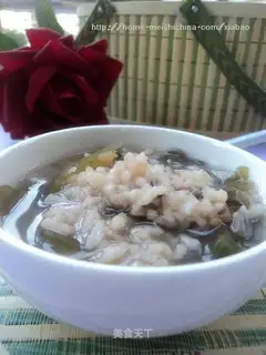 Mung bean and seaweed porridge