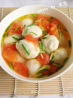 Tomato fish ball soup