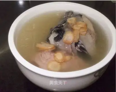 American ginseng shredded bamboo chicken soup