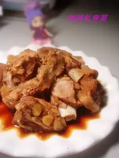 braised pork ribs