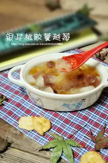 Tremella peach gum cranberry