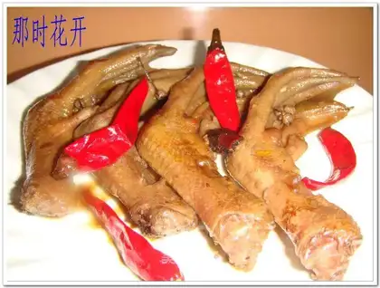 stewed duck feet