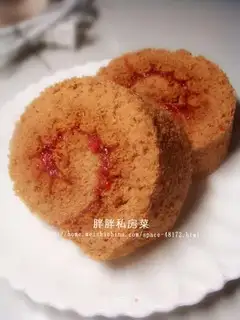Strawberry chocolate cake roll