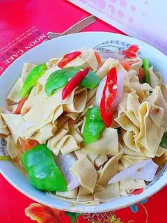 Fried pepper and tomato sauce