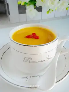 Milk pumpkin soup