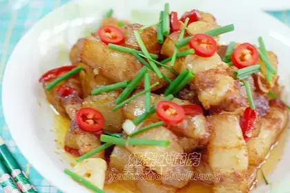 Braised winter melon with pork belly