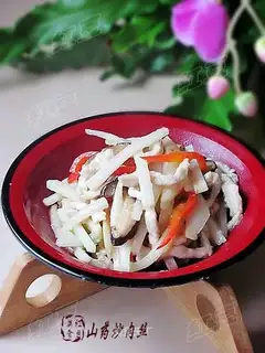 stir-fried shredded pork with yam