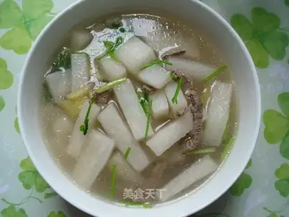 White radish beef soup
