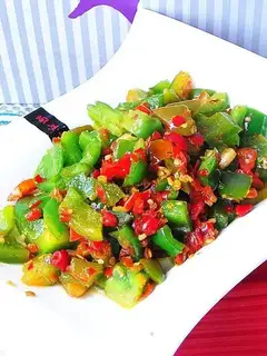 Chop pepper and stir-fried pepper