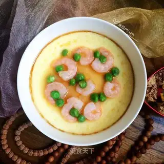 Emerald shrimp steamed eggs