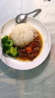 Red roasted cow rice