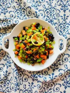 Celery with black beans
