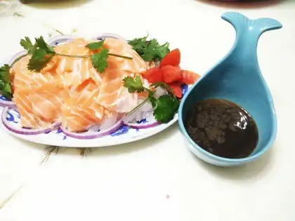 The salmon stabbing