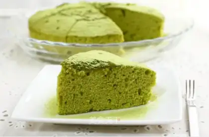 Green leaf cake