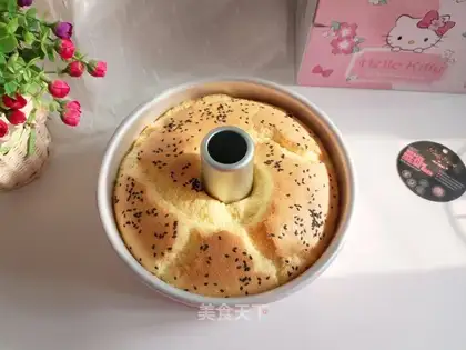 A sesame twilight cake