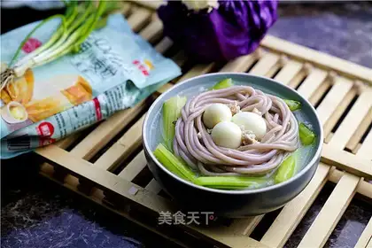 Bird's nest soup noodles