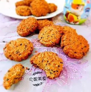 Coconut cookies with sesame sauce