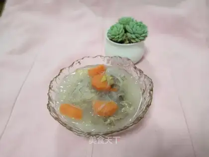 Carrot steak fan soup