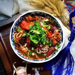 Red beef noodles