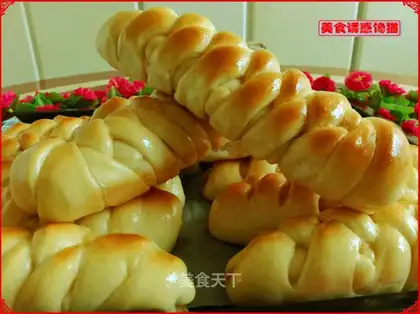 Lian Yon Bread