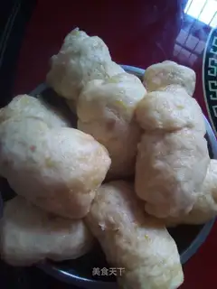 Red potato cream buns