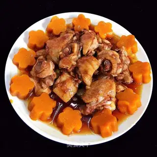 Pumpkin steamed chicken