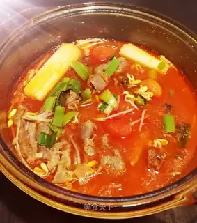 Sour soup and lamb