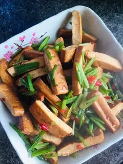 Celery fried dry