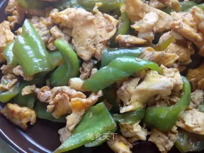 Pepper fried eggs