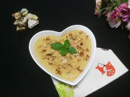 Ginger pecan egg