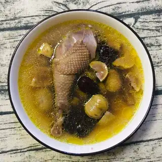 Cricket chicken leg soup
