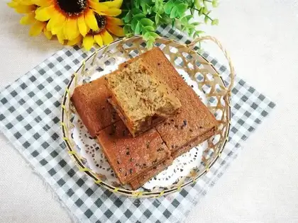 Banana cake