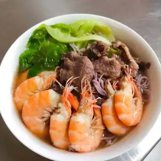 Shrimp pork soup noodles