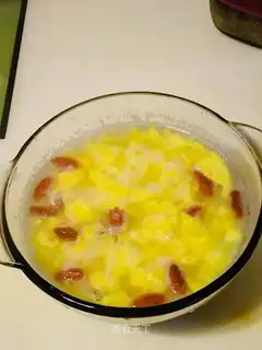 Bourbon egg soup