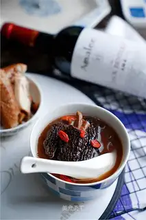Chicken with wine