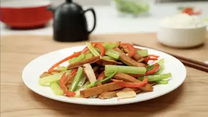 Celery fried dry
