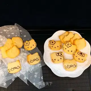Katie Cat Biscuit