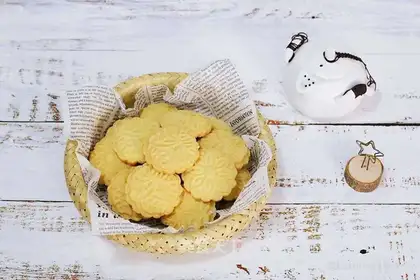 Peach cookies
