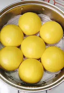 Sweet pumpkin buns