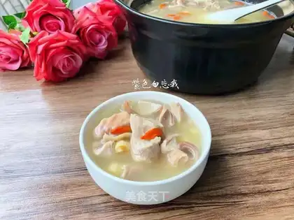 Lotus pig belly soup